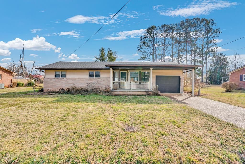 204 Allen Dr., Sparta, TN 38583 Main Photo