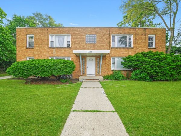 420 Prospect Boulevard, Unit 1-N, Elgin, IL 60120
