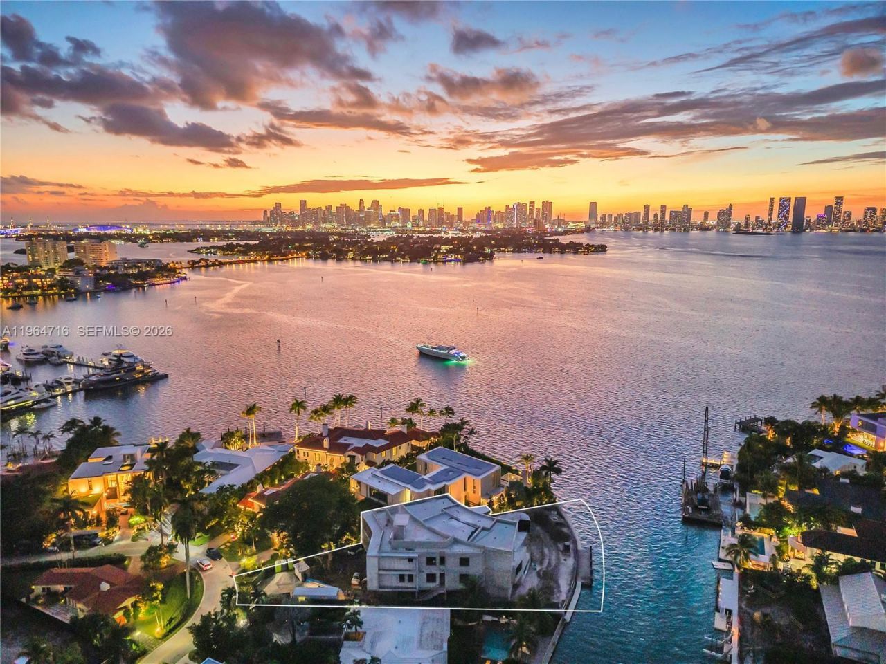 1649 W 22nd St , Miami Beach, FL 33140 Photo