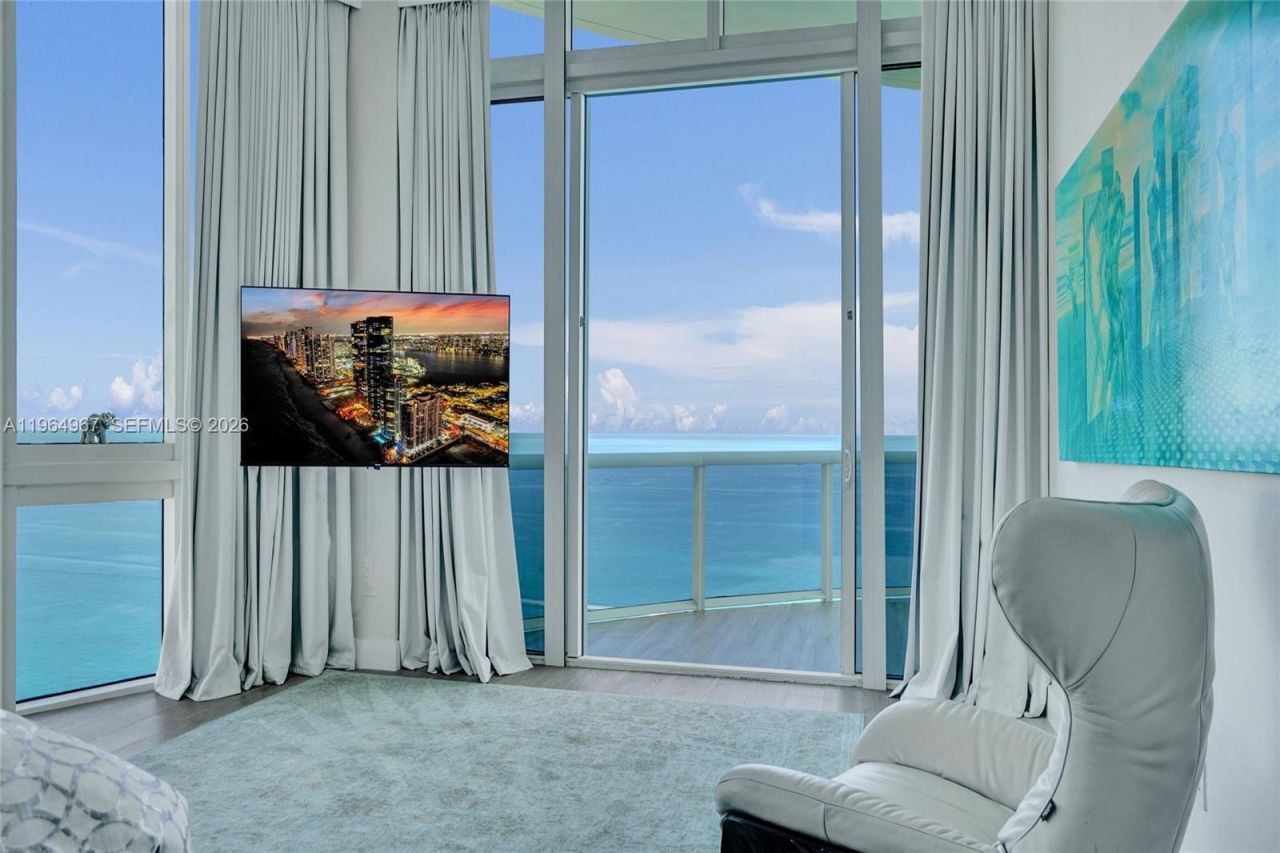15901 Collins Ave, Unit 4301, Sunny Isles Beach, FL 33160 Photo