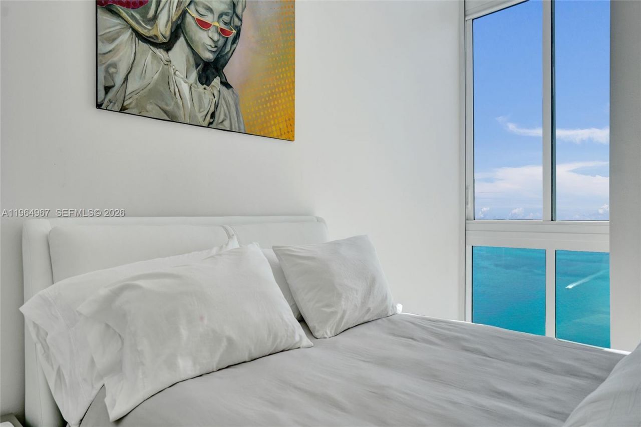 15901 Collins Ave, Unit 4301, Sunny Isles Beach, FL 33160 Photo
