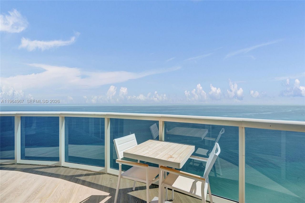 15901 Collins Ave, Unit 4301, Sunny Isles Beach, FL 33160 Photo
