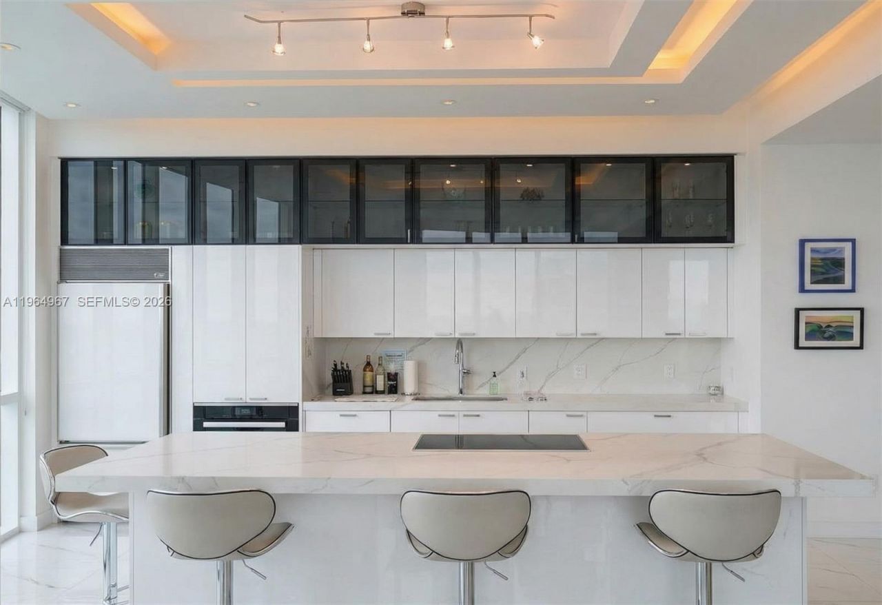 15901 Collins Ave, Unit 4301, Sunny Isles Beach, FL 33160 Photo