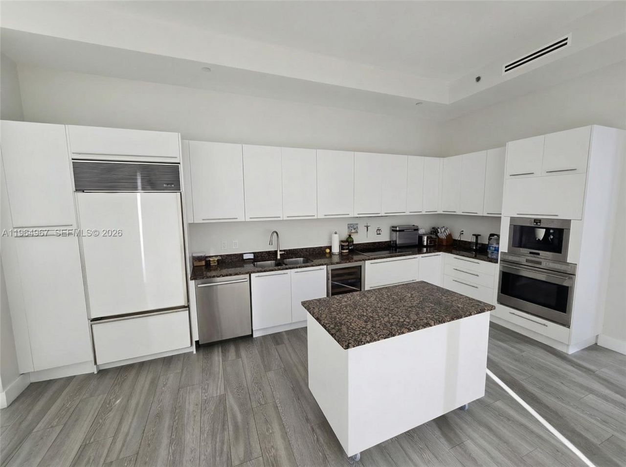 15901 Collins Ave, Unit 4301, Sunny Isles Beach, FL 33160 Photo