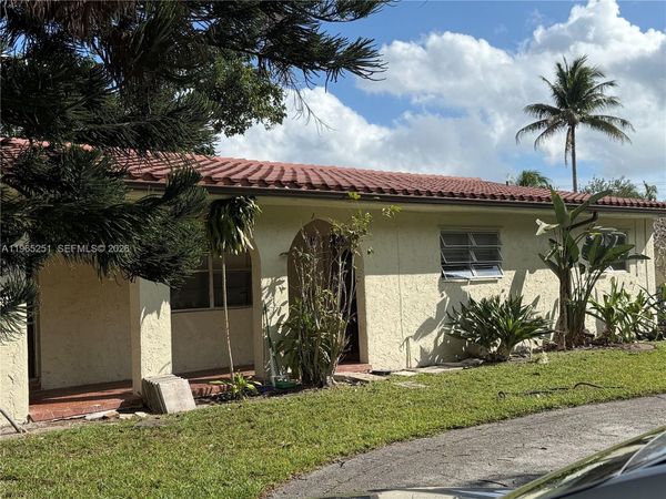 11931 NE 12th Ave, Unit 11931, Biscayne Park, FL 33161