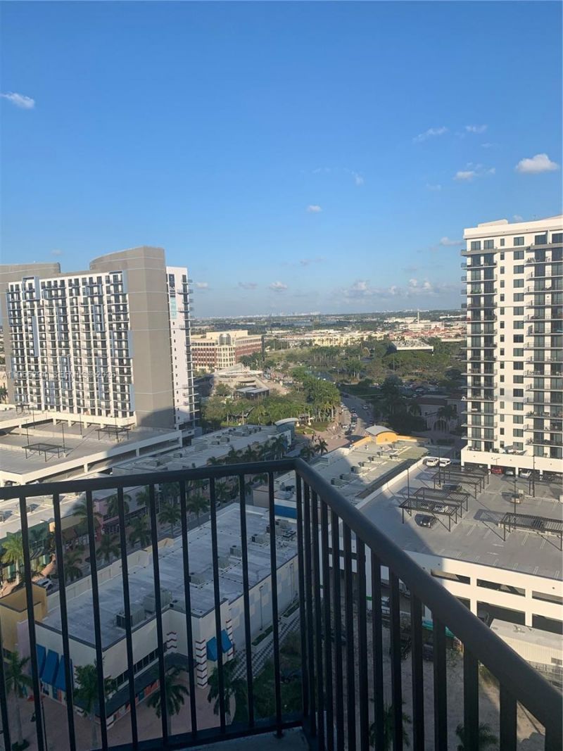 5252 NW 85th Ave, Unit 1507, Doral, FL 33166 Photo