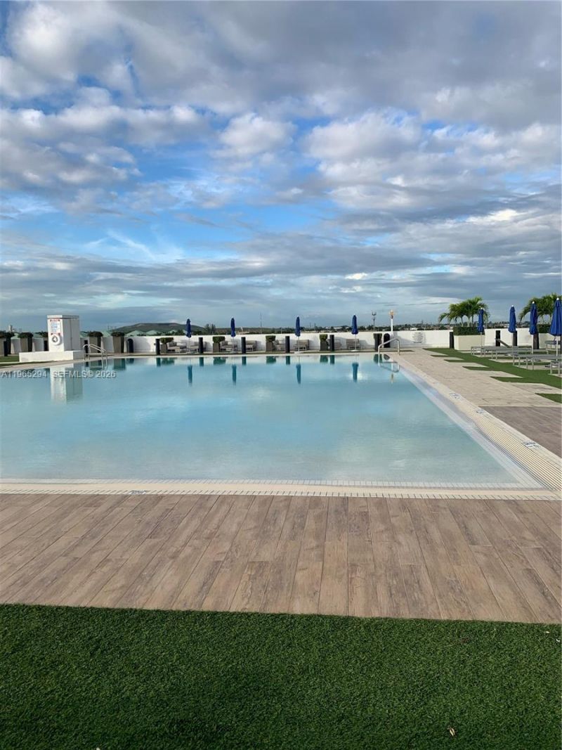 5252 NW 85th Ave, Unit 1507, Doral, FL 33166 Photo