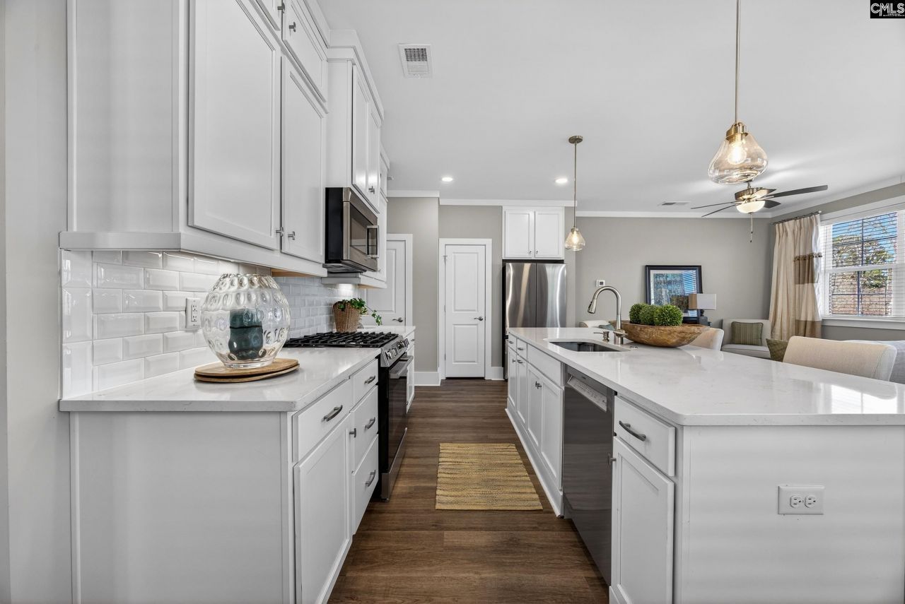 1008 Manarola Road  Photo 11