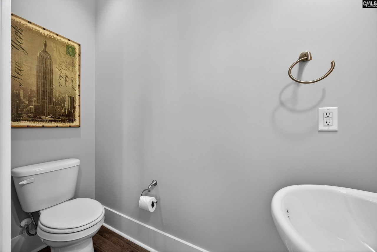 1008 Manarola Road  Photo 16