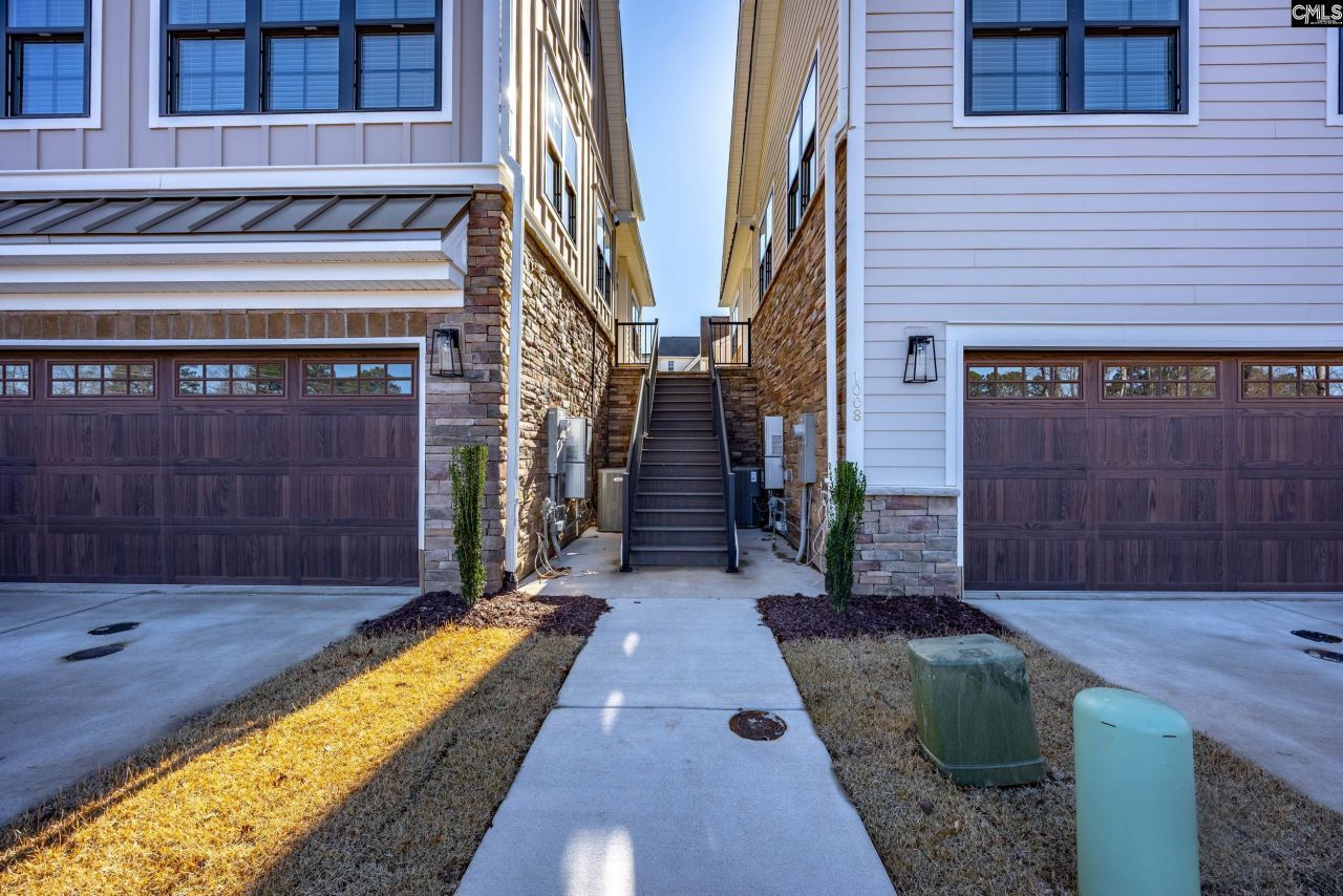 1008 Manarola Road  Photo 47