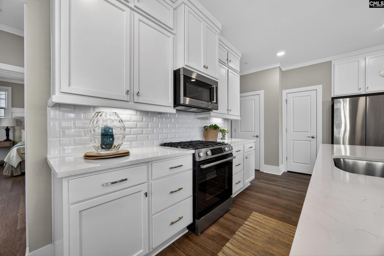 1008 Manarola Road  Photo 6