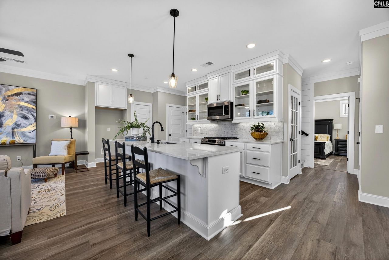 1016 Manarola Road  Photo 7