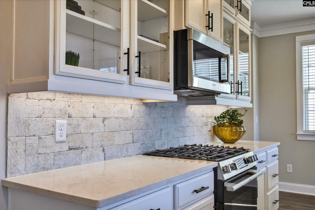 1016 Manarola Road  Photo 9