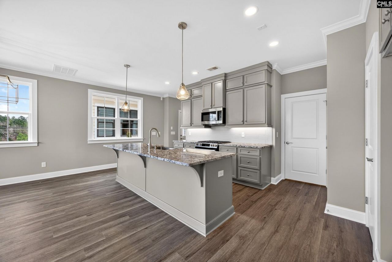 1020 Manarola Road Photo 11