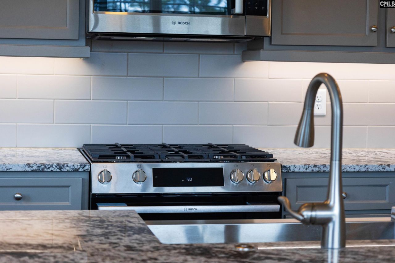 1020 Manarola Road Photo 16