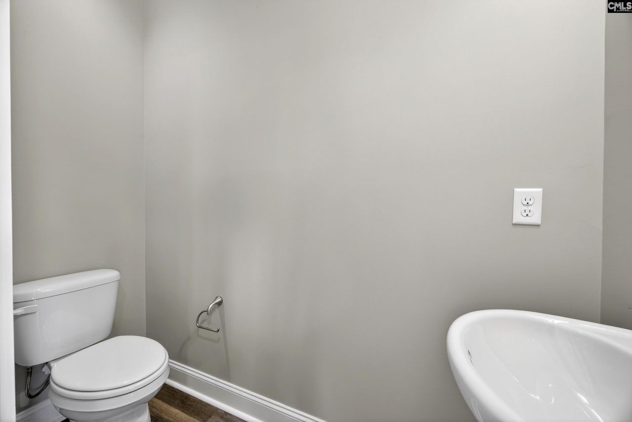 1020 Manarola Road Photo 23