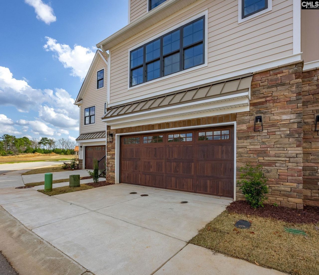 1020 Manarola Road Photo 5