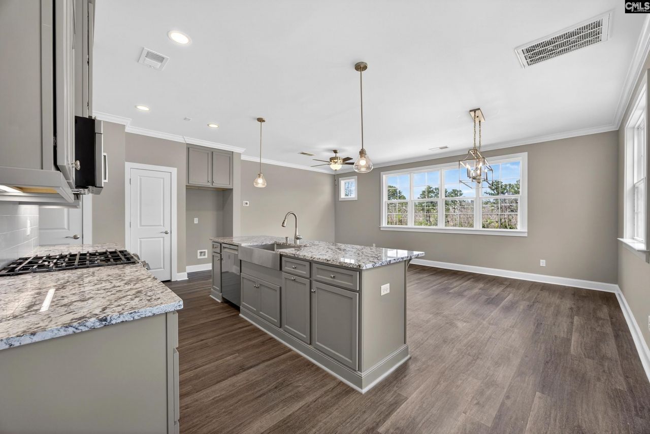 1020 Manarola Road Photo 7