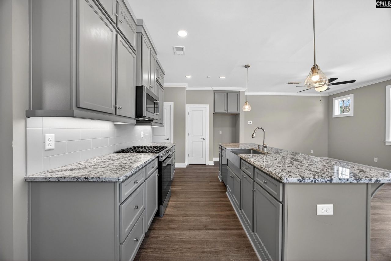 1020 Manarola Road Photo 9