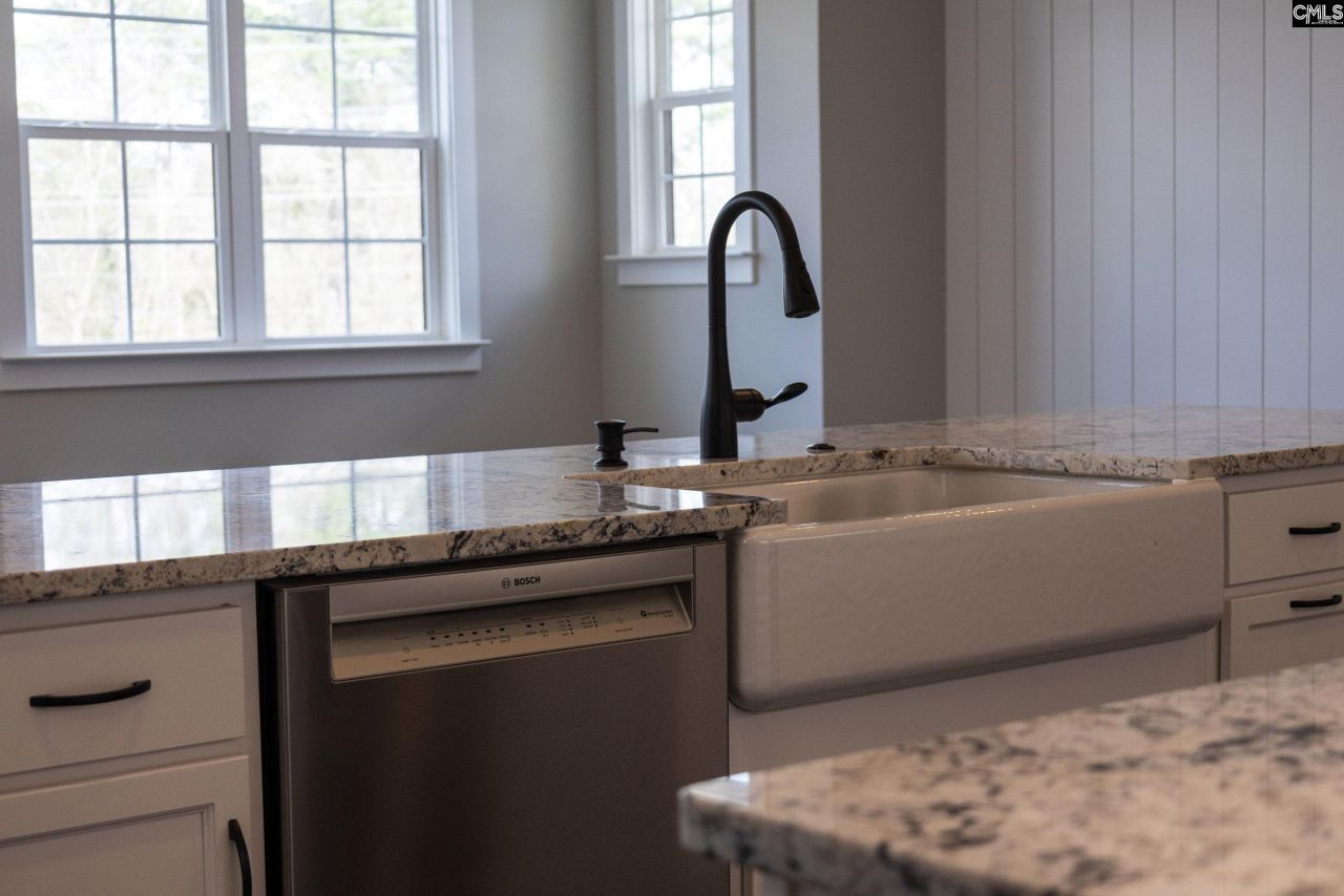 1028 Manarola Road Photo 12