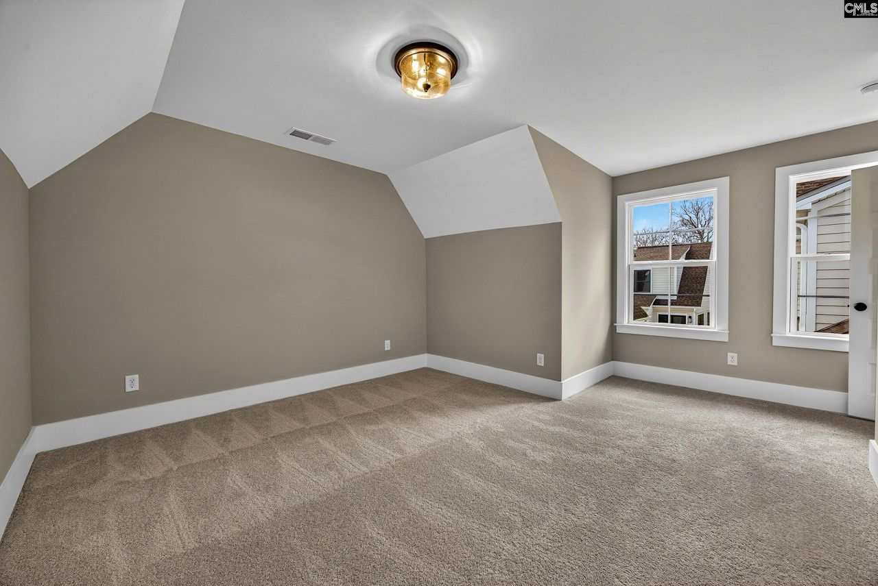 1028 Manarola Road Photo 44