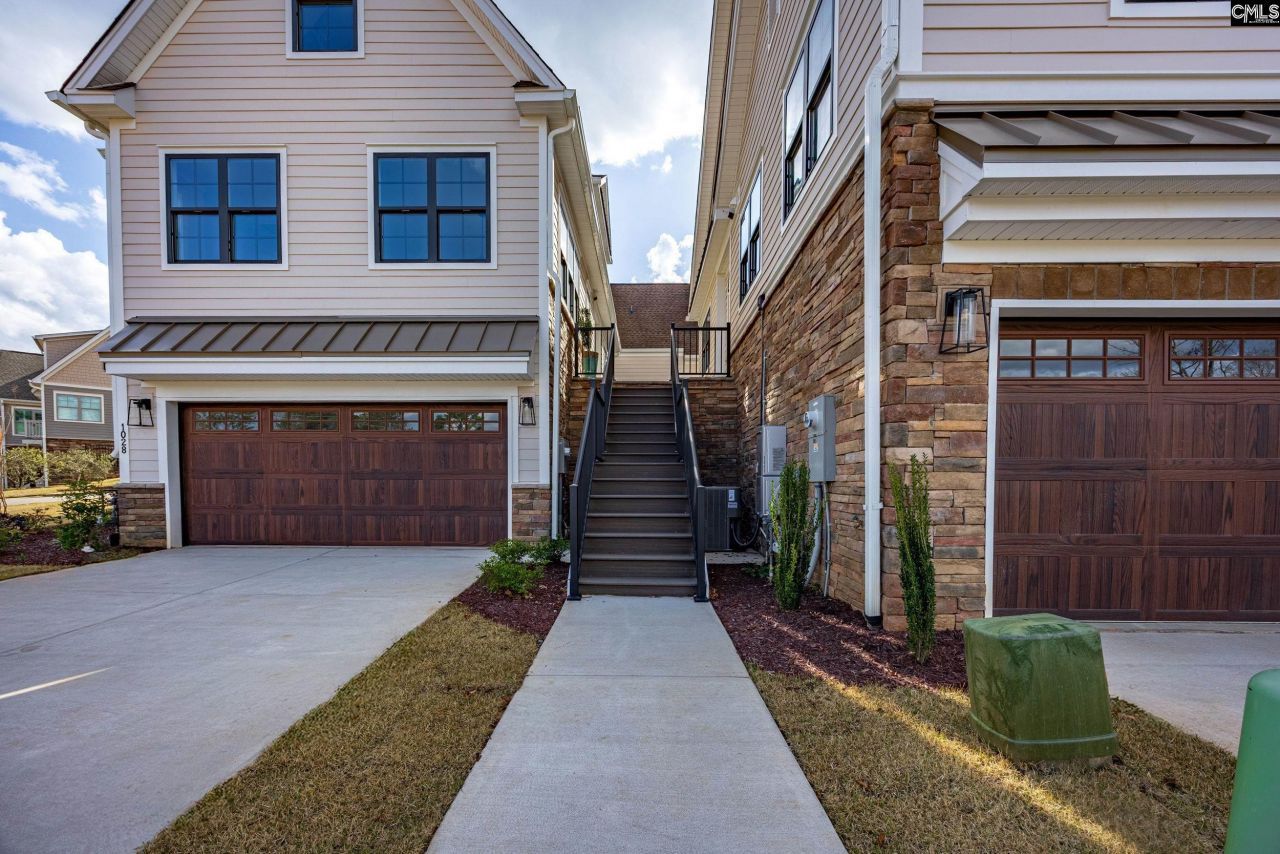 1028 Manarola Road Photo 6