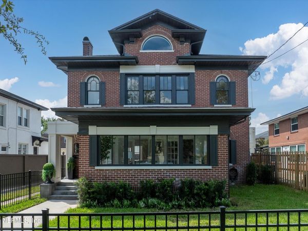 2825 OAK Street, Jacksonville, FL 32205