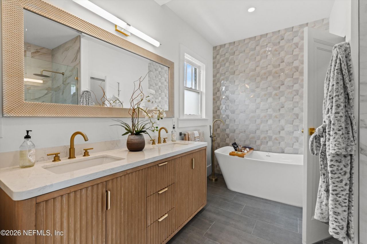 2825 Oak Street, Jacksonville, FL 32205 Photo