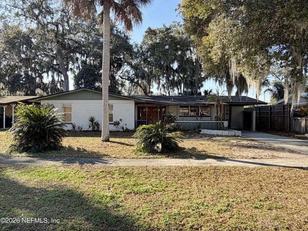 1274 SUNAPEE Avenue N, Jacksonville, FL 32233