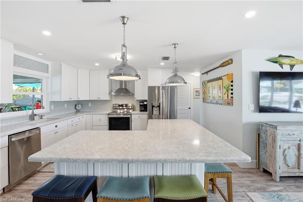 17 Palmview Blvd , Fort Myers Beach, FL 33931 Photo