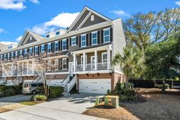 1911 Carolina Towne Court photo 4