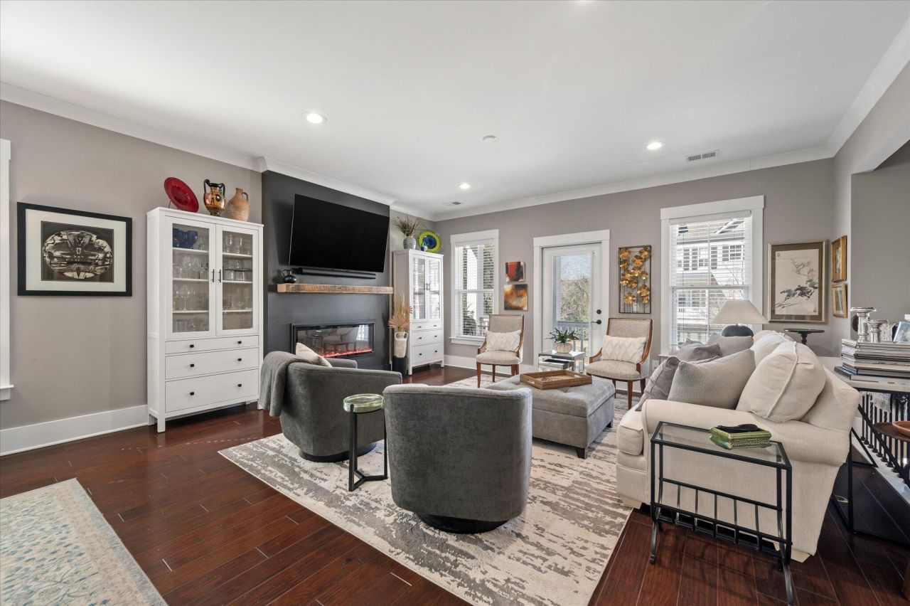 1911 Carolina Towne Court Photo 6