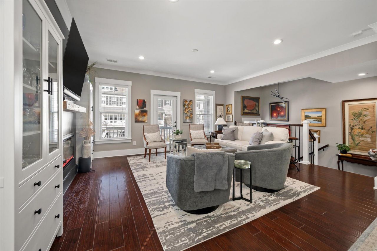 1911 Carolina Towne Court Photo 7