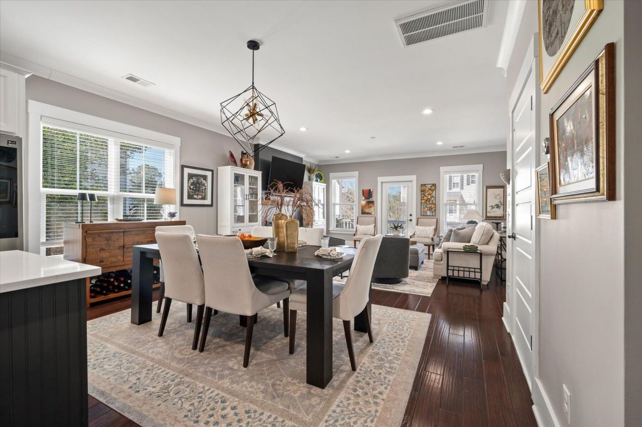 1911 Carolina Towne Court Photo 8