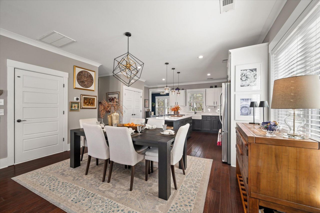 1911 Carolina Towne Court Photo 9