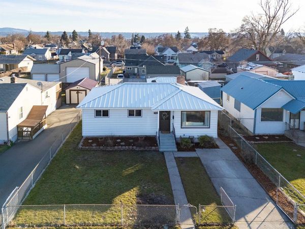 712 E Kiernan Ave, Spokane, WA 99207
