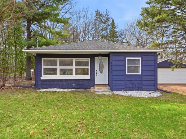 2918 County Road 101 S, Wayzata, MN 55391