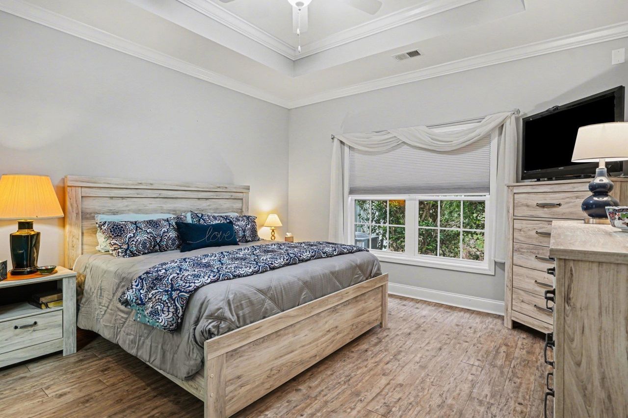 654 Misty Hammock Dr. Photo 12