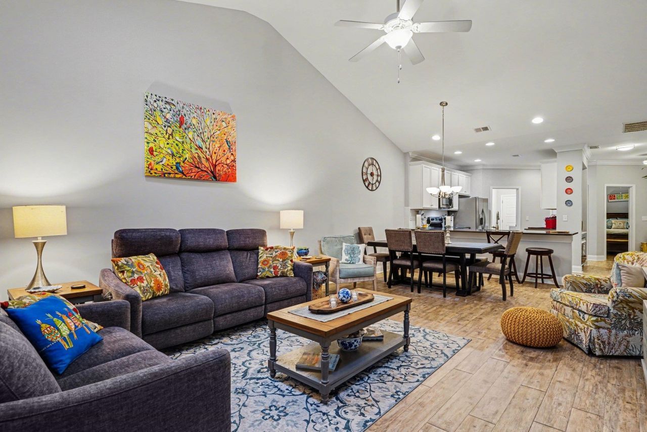 654 Misty Hammock Dr. Photo 4