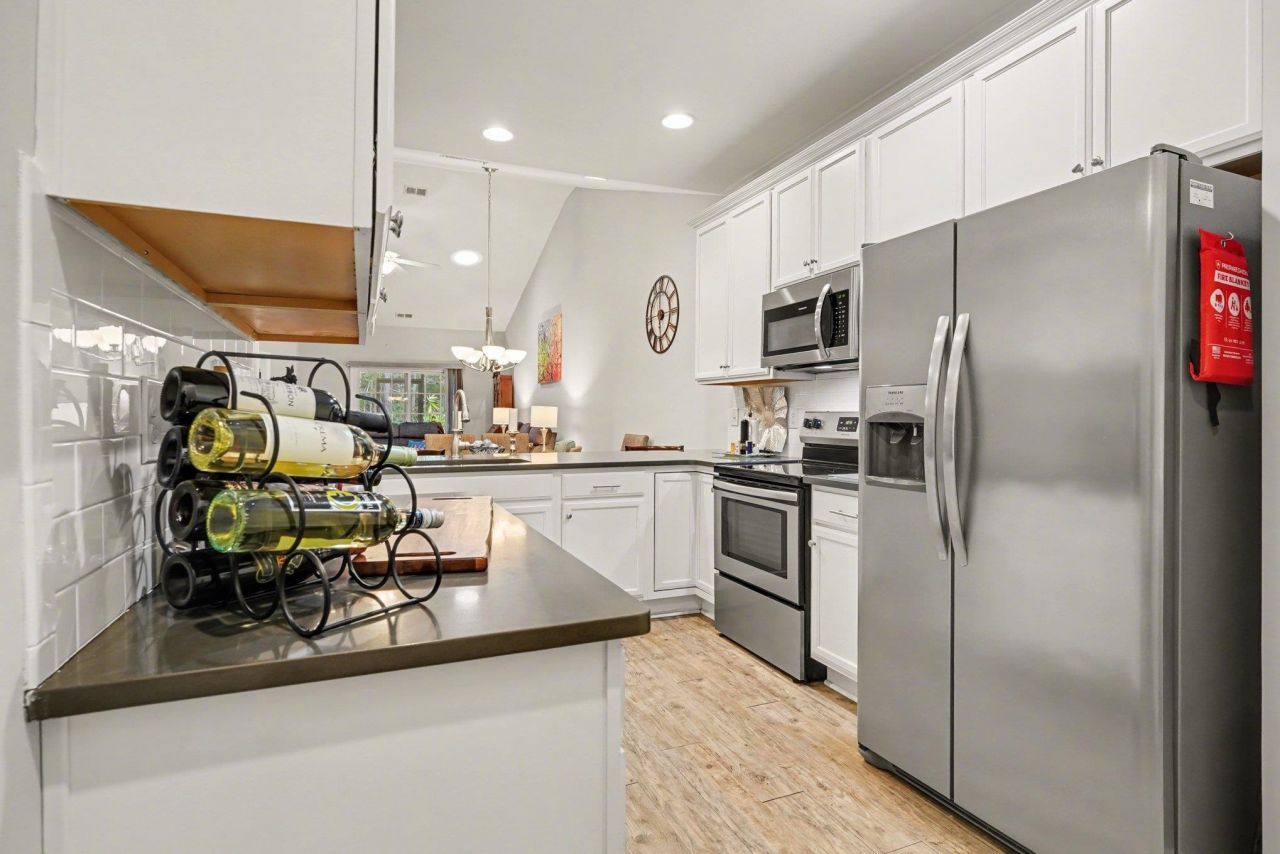 654 Misty Hammock Dr. Photo 9