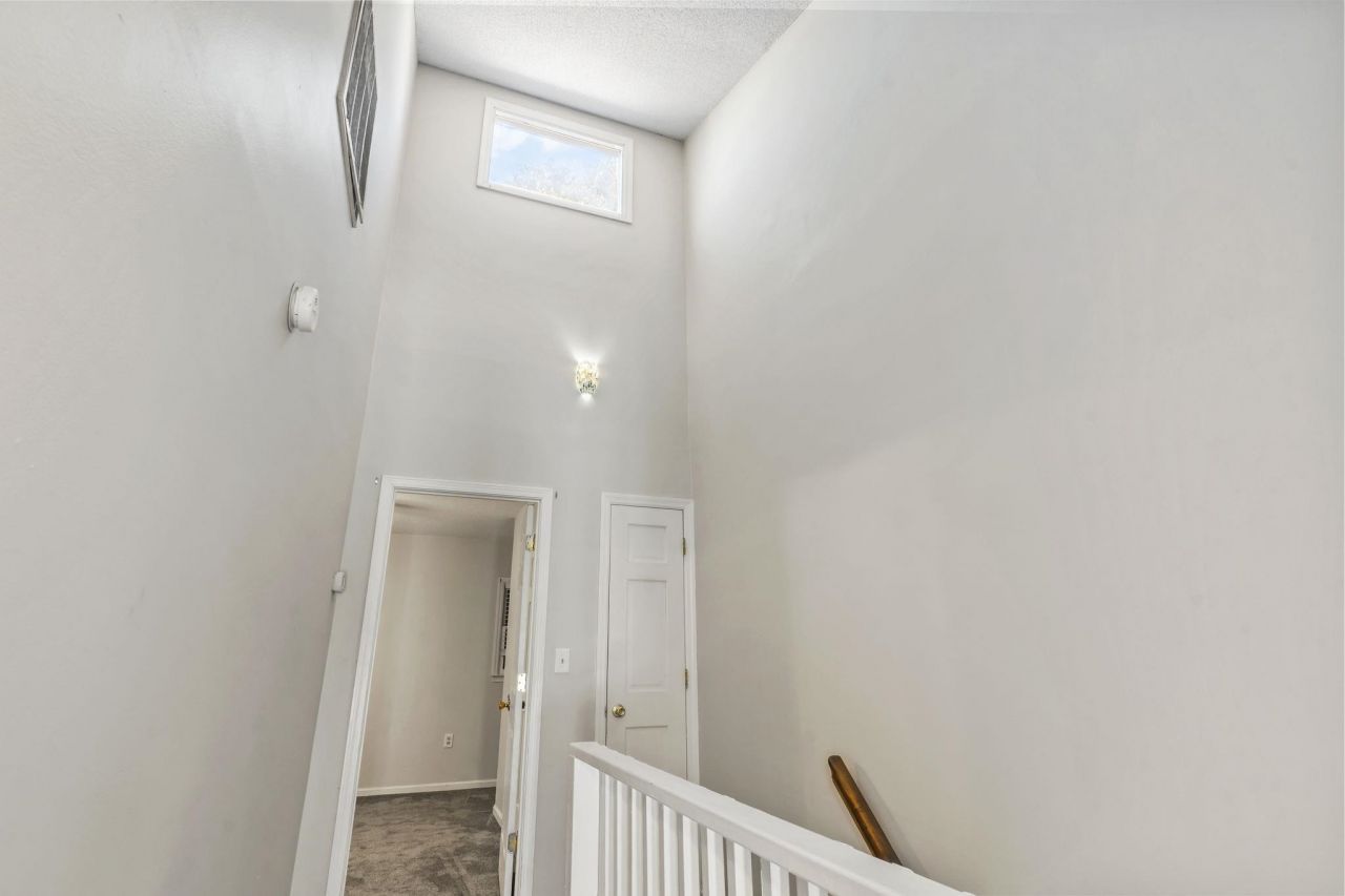 512 N 30th Ave. N Photo 11