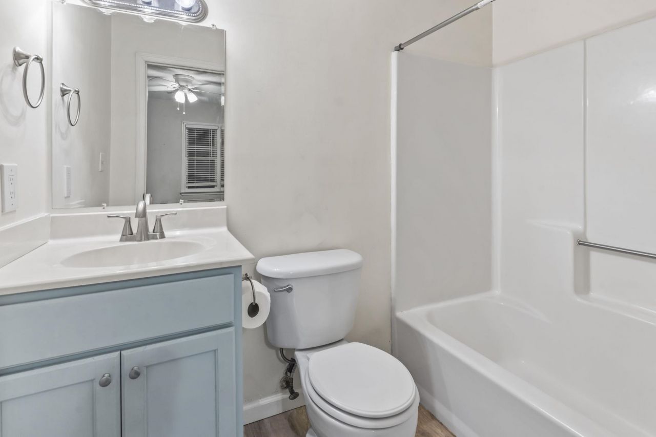 512 N 30th Ave. N Photo 16