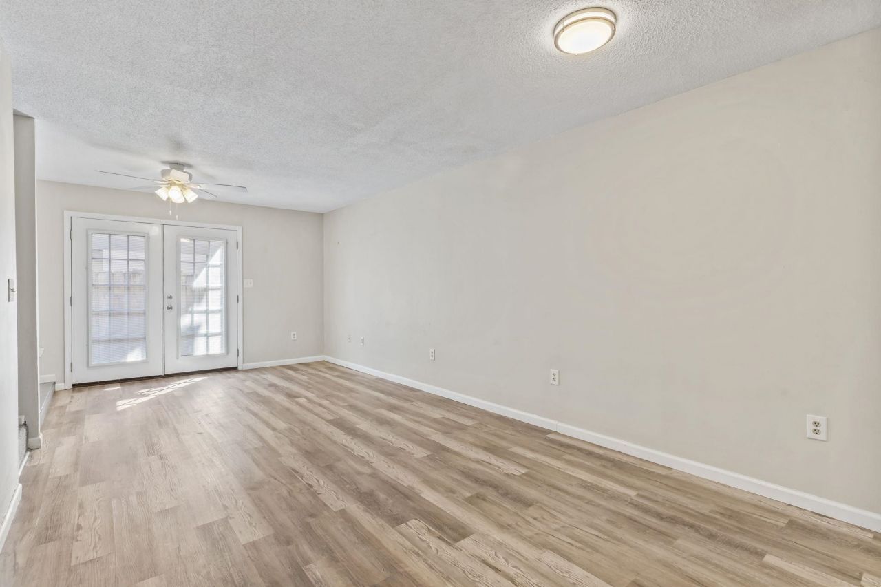 512 N 30th Ave. N Photo 9