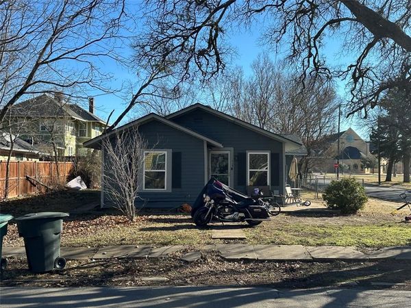 723 S Elm Street, Sherman, TX 75090