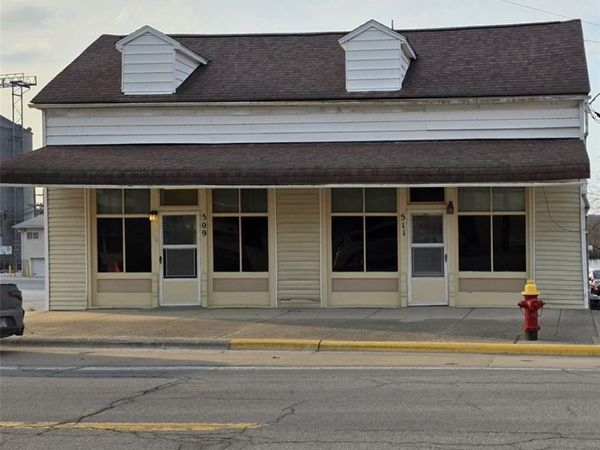 202 Spring Street , Evansville, IL 62242