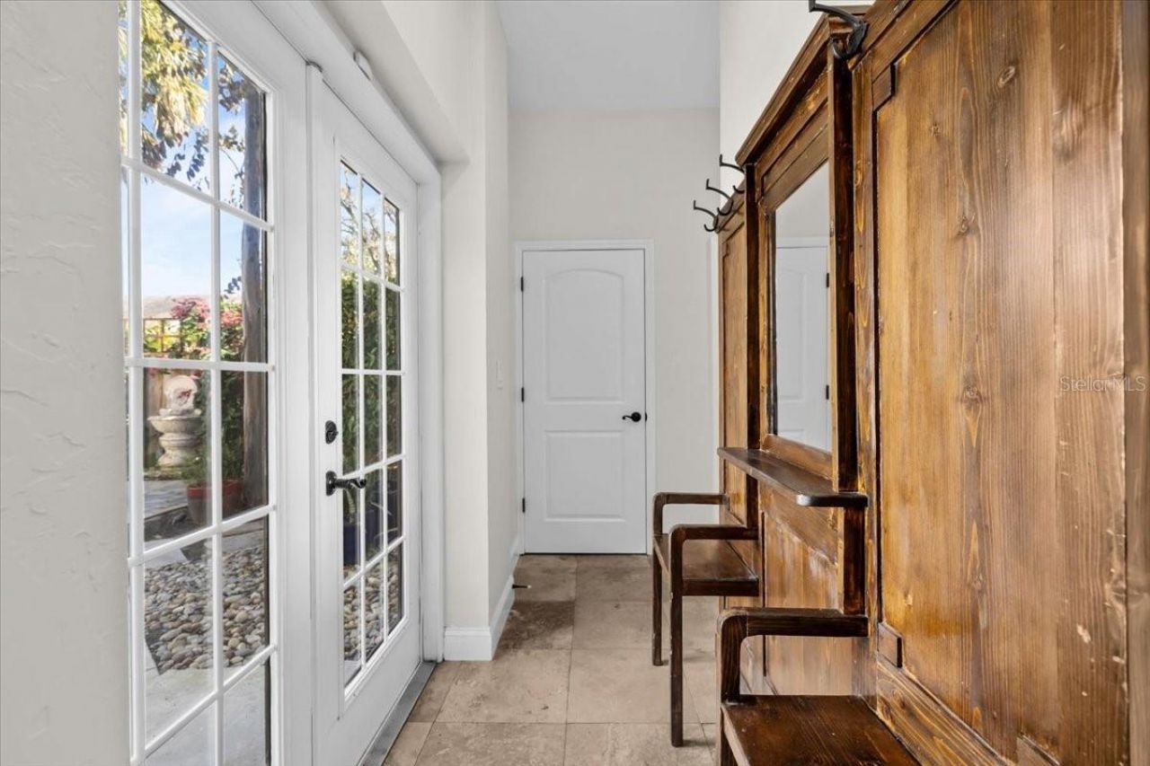 2327 4th Avenue N, Saint Petersburg, FL 33713 Photo