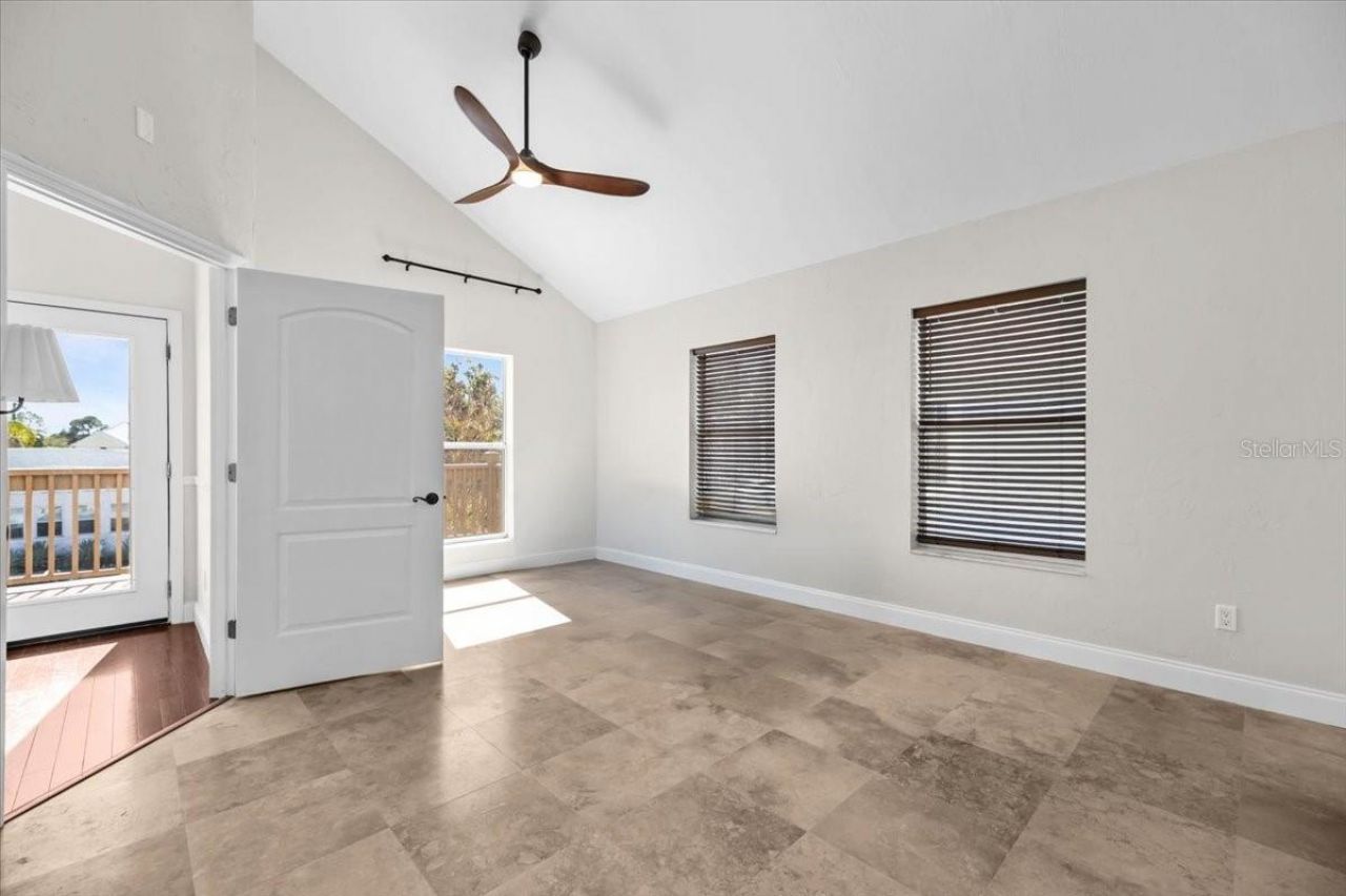 2327 4th Avenue N, Saint Petersburg, FL 33713 Photo