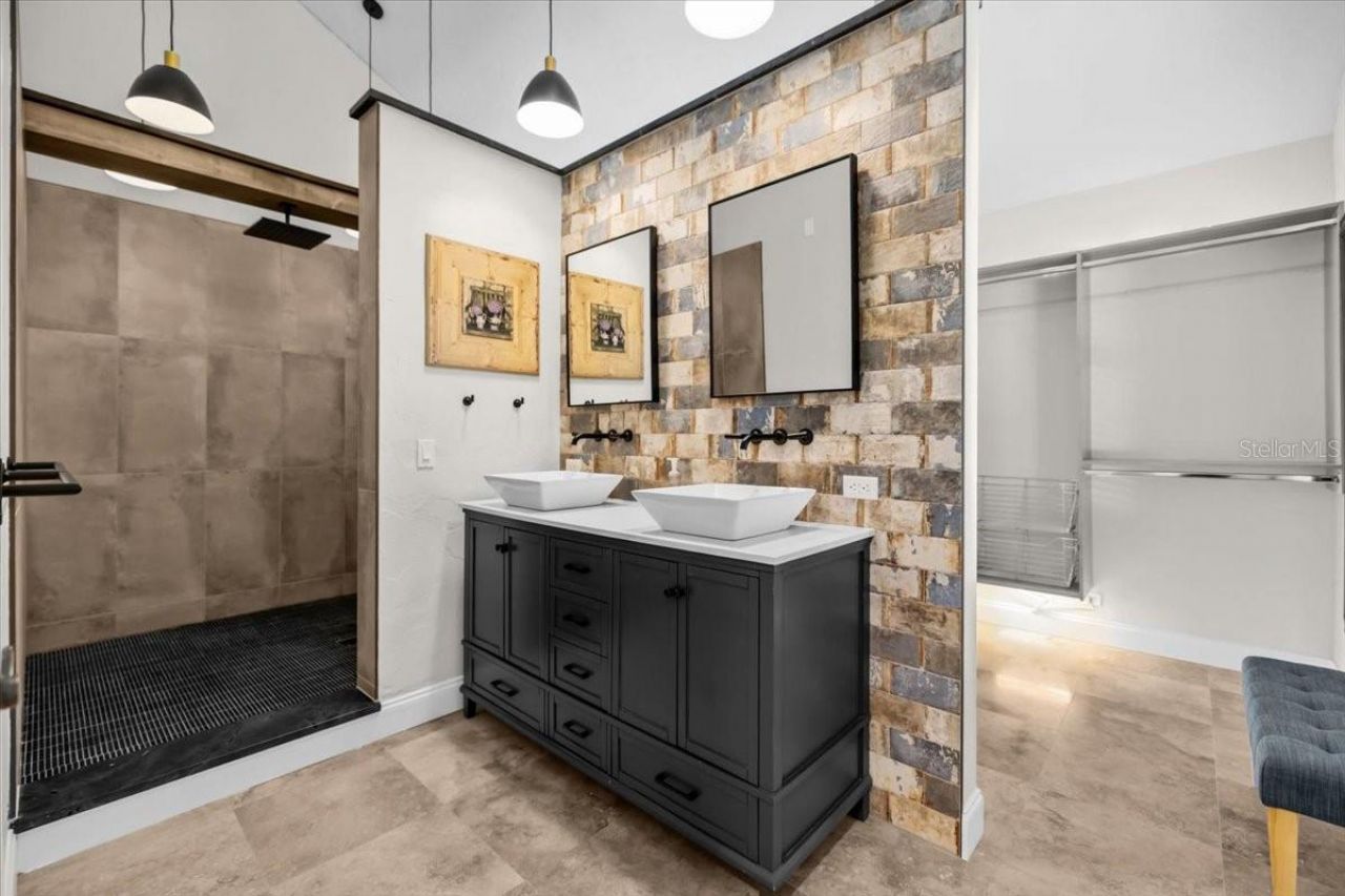 2327 4th Avenue N, Saint Petersburg, FL 33713 Photo