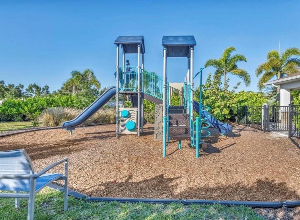 5755 Woodland Sage Drive, Sarasota, FL 34238 Photo