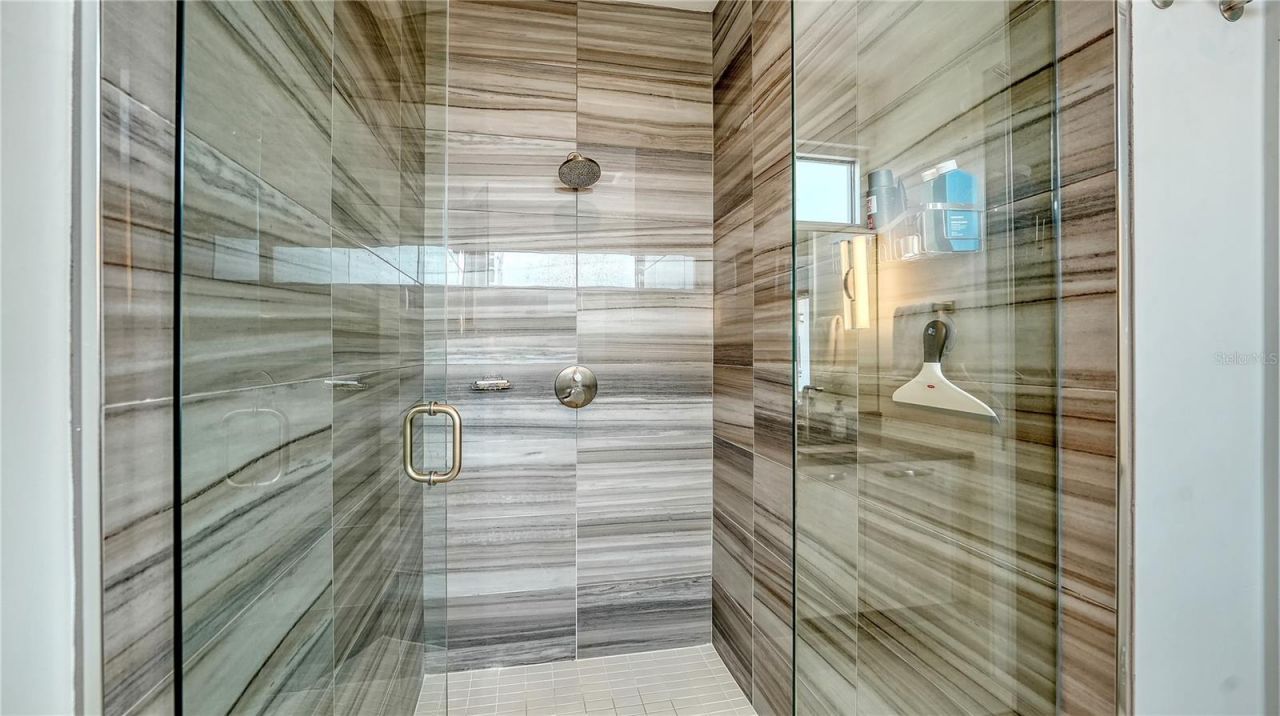 635 S Orange Avenue, Unit 301, Sarasota, FL 34236 Photo